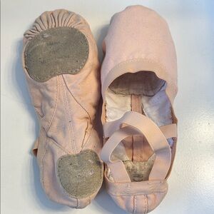 Women’s Bloch canvas ballet slippers